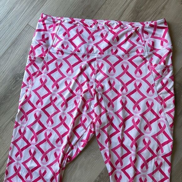 Crown and Ivy, pink and white patterned leggings, size XXL - Picture 2 of 4
